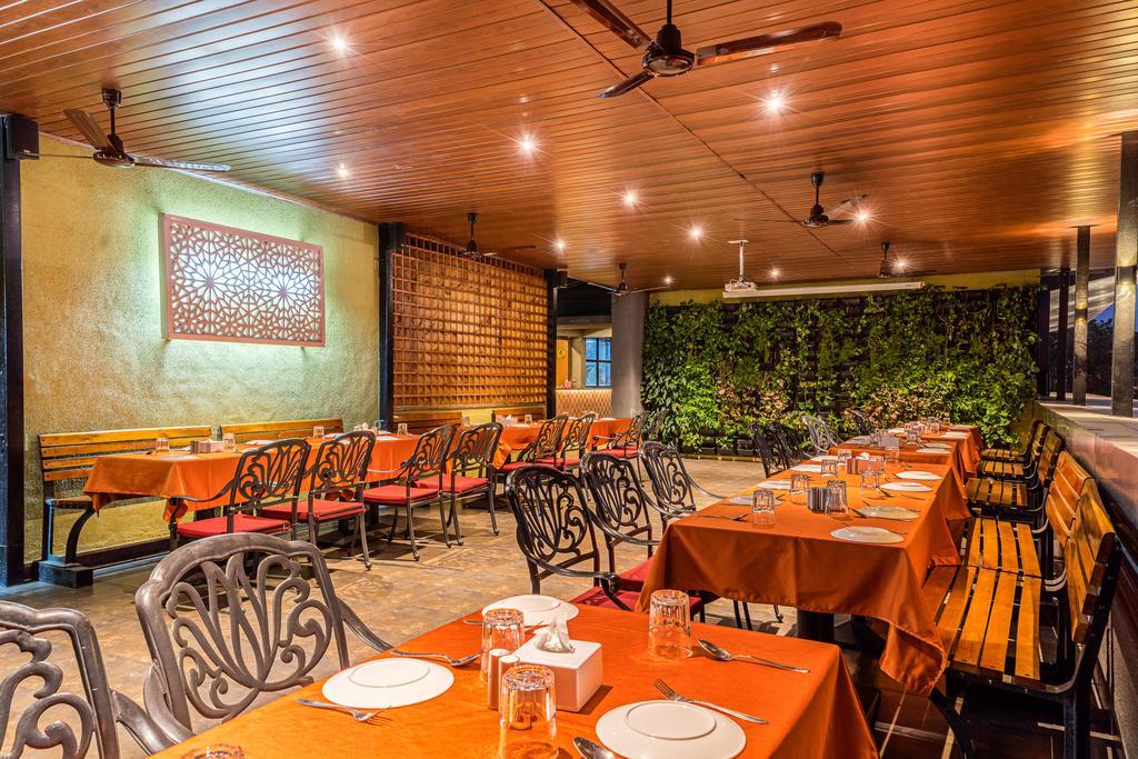 Treebo Premium Grand Emerald Pimpri-Chinchwad Exterior foto